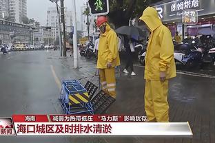 ?再穿红蓝？西媒：巴萨想夏窗免签33岁蒂亚戈 哈维已致电后者